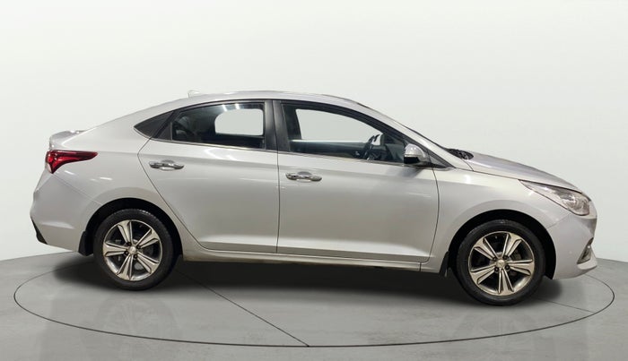 2017 Hyundai Verna 1.6 VTVT SX (O) AT, Petrol, Automatic, 72,278 km, Right Side View