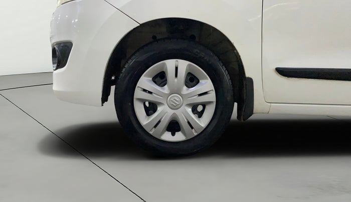 2013 Maruti Wagon R 1.0 VXI, Petrol, Manual, 87,989 km, Left Front Wheel