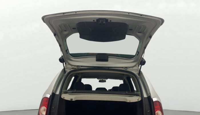 2015 Renault Duster 110 PS RXL DIESEL, Diesel, Manual, 1,04,256 km, Boot Door Open