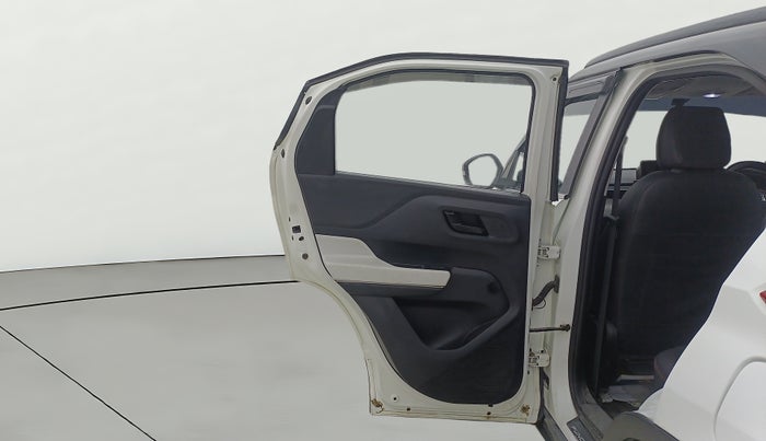 2022 Tata PUNCH PURE MT, Petrol, Manual, 25,231 km, LHS Rear Door