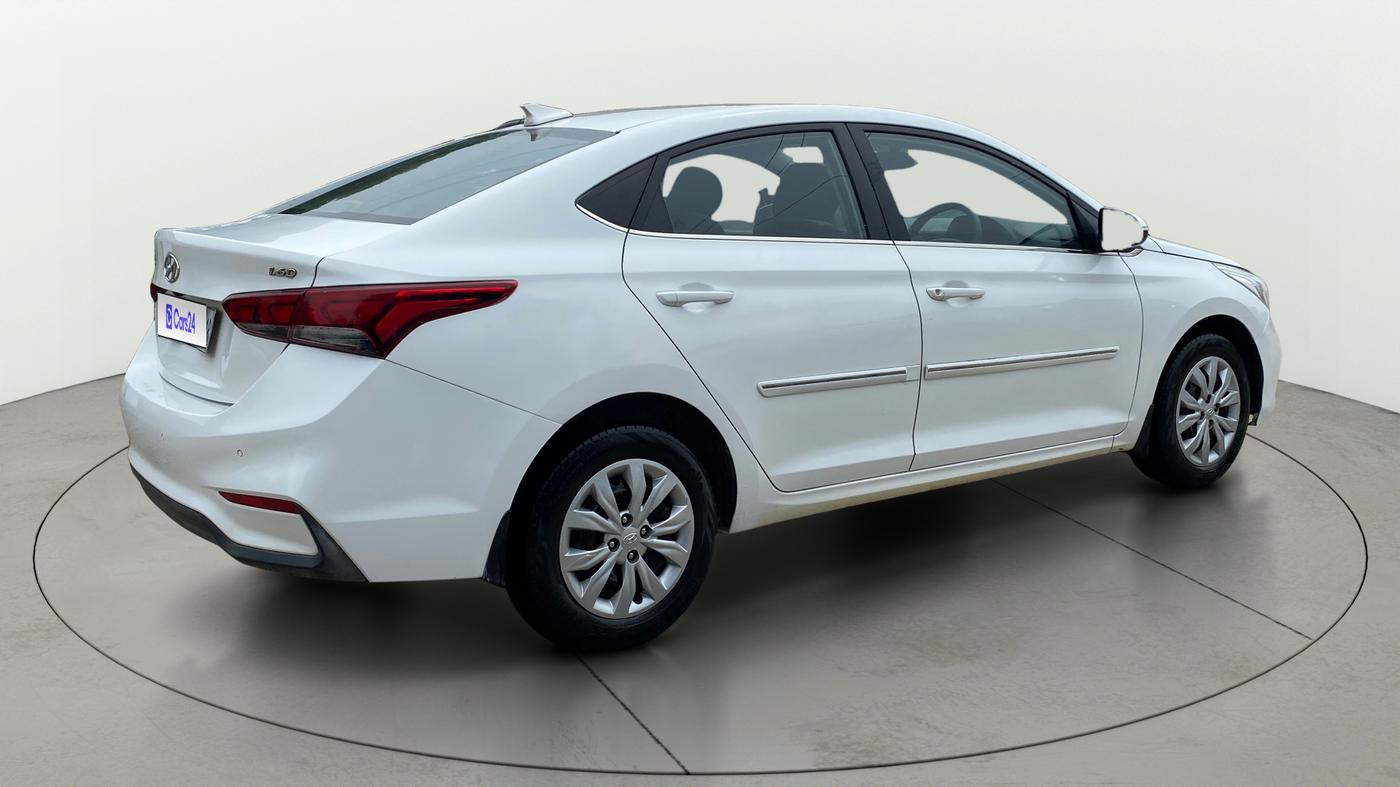 2018 Hyundai Verna 1.6 EX CRDI, Diesel, Manual, 80,426 km, Right Back Diagonal