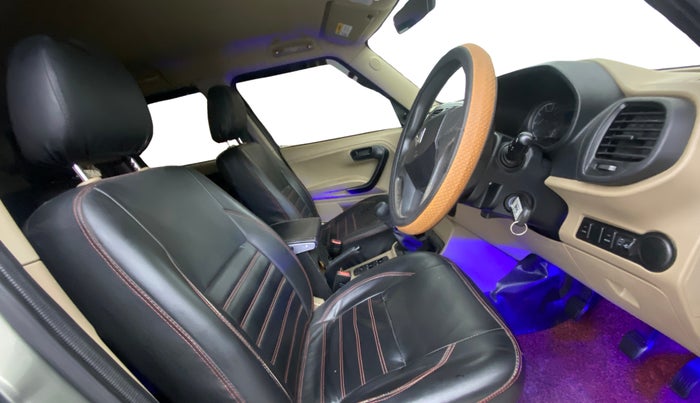 2022 Mahindra BOLERO NEO N 4, Diesel, Manual, 52,041 km, Right Side Front Door Cabin