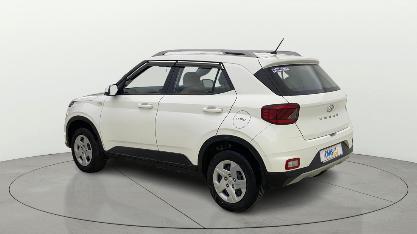 2020 Hyundai VENUE S 1.2, Petrol, Manual, 29,837 km, Left Back Diagonal