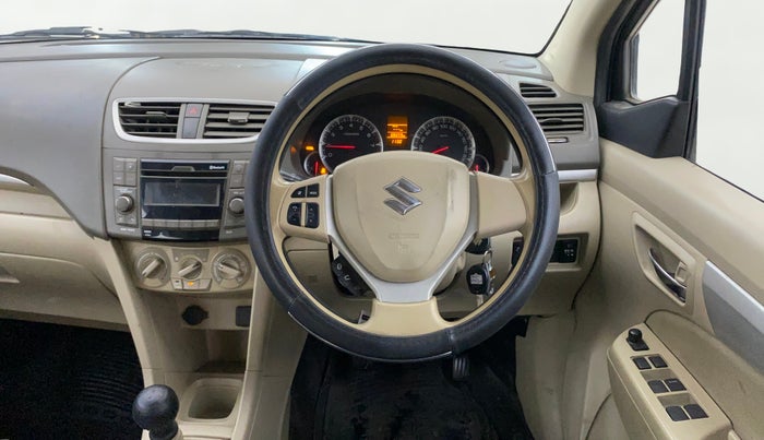 2018 Maruti Ertiga VXI CNG, CNG, Manual, 1,06,659 km, Steering Wheel Close Up