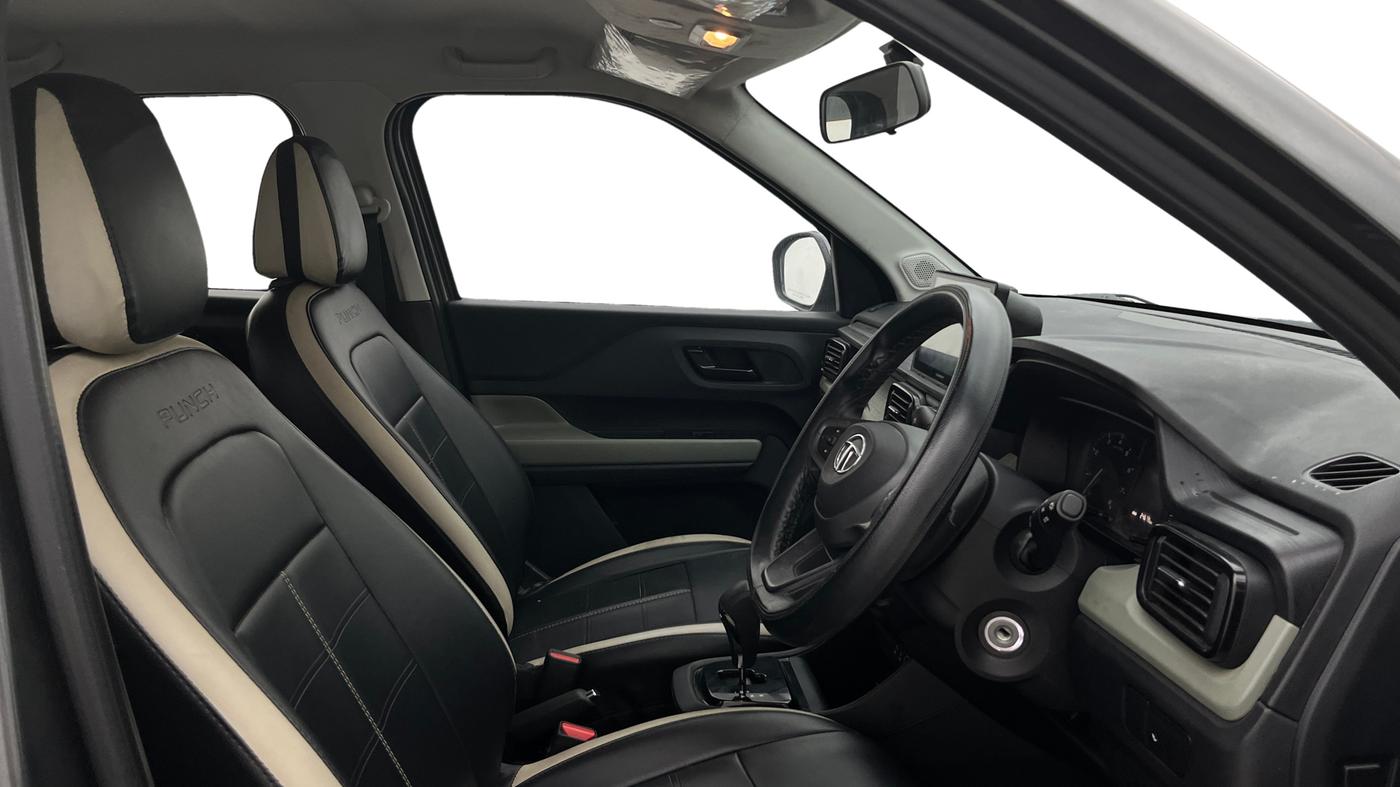 2022 Tata PUNCH ADVENTURE AMT, Petrol, Automatic, 24,678 km, Right Side Front Door Cabin