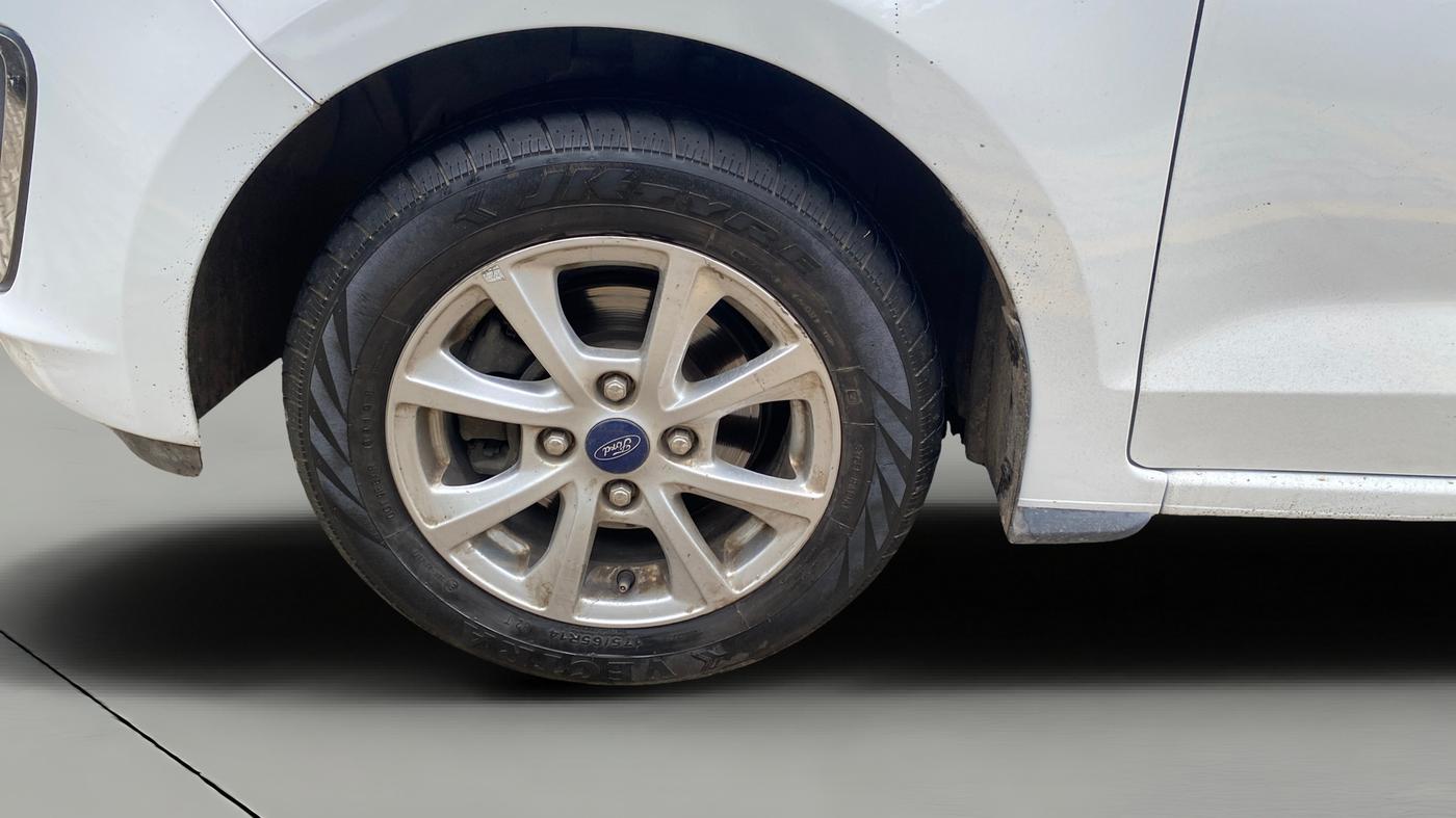 2019 Ford New Figo TITANIUM 1.2 PETROL MT, Petrol, Manual, 64,612 km, Left Front Wheel