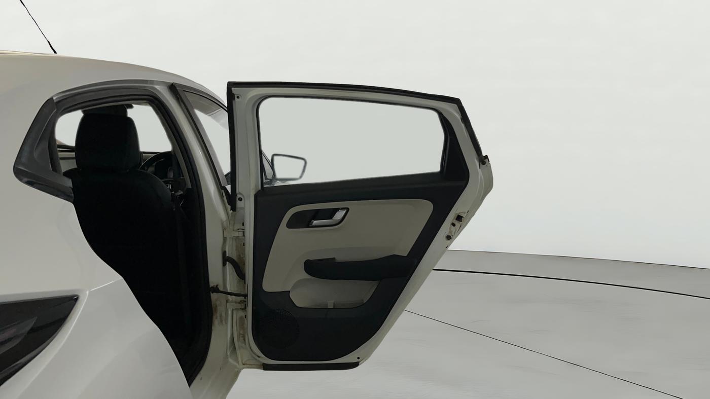 2023 Tata ALTROZ XZA PLUS, Petrol, Automatic, 82,235 km, RHS Rear Door