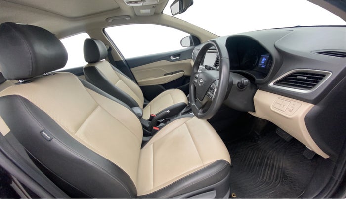 2019 Hyundai Verna 1.6 VTVT SX (O) AT, Petrol, Automatic, 48,723 km, Right Side Front Door Cabin