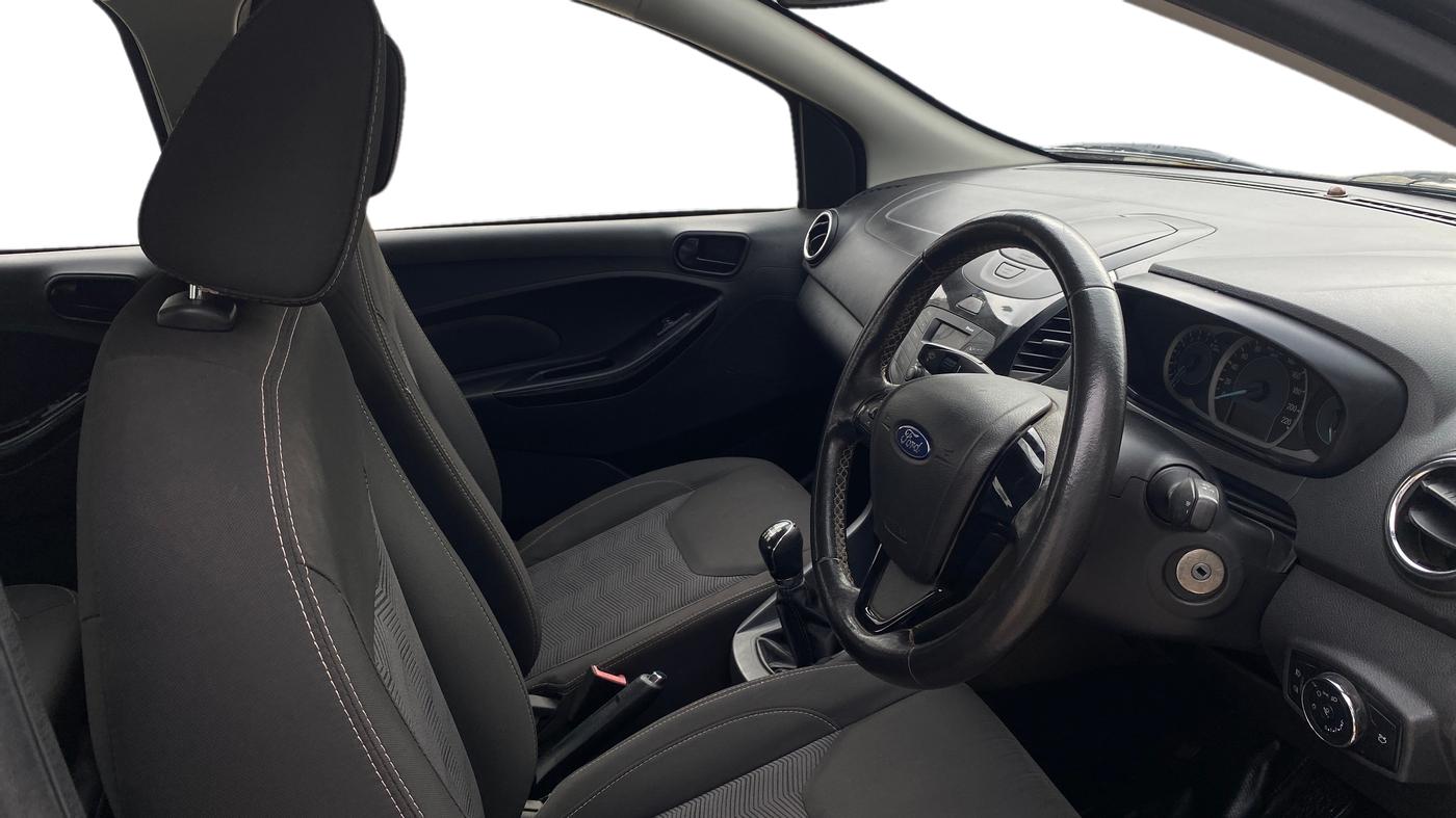 2018 Ford Figo Aspire TITANIUM 1.2 PETROL, Petrol, Manual, 45,564 km, Right Side Front Door Cabin