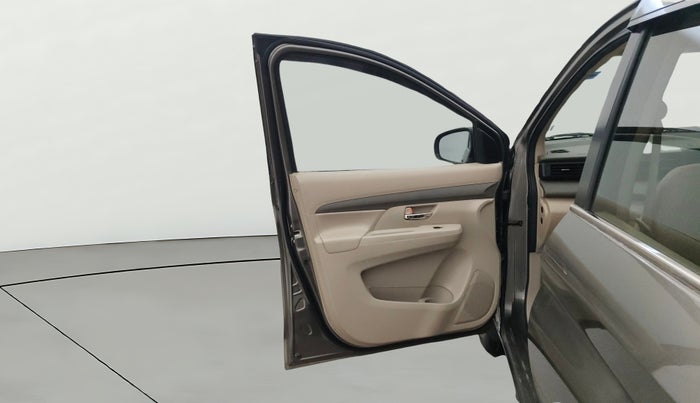 2022 Maruti Ertiga   VXI (O) CNG, CNG, Manual, 44,485 km, LHS Front Door