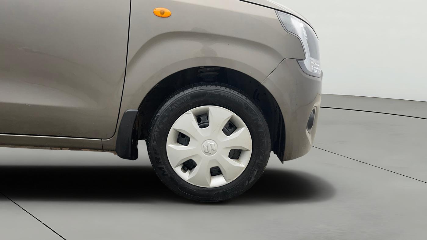 2022 Maruti New Wagon-R VXI 1.0, Petrol, Manual, 31,623 km, Right Front Wheel