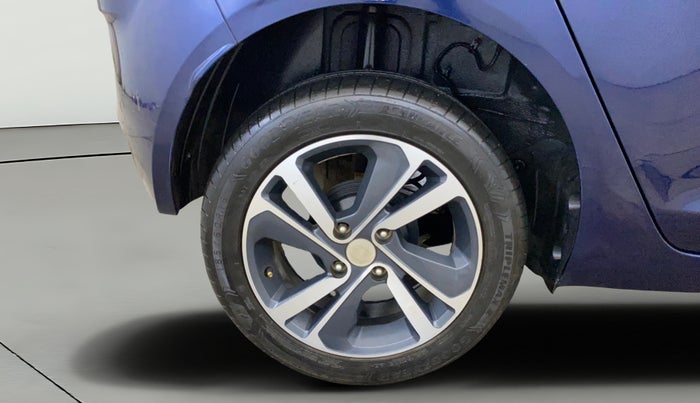 2022 Tata ALTROZ XZA, Petrol, Automatic, 16,291 km, Right Rear Wheel