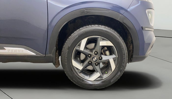 2019 Hyundai VENUE SX 1.4 CRDI, Diesel, Manual, 82,446 km, Right Front Wheel