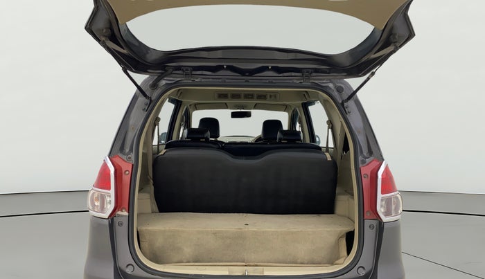 2015 Maruti Ertiga VXI CNG, CNG, Manual, 1,21,416 km, Boot Open Zoomed View