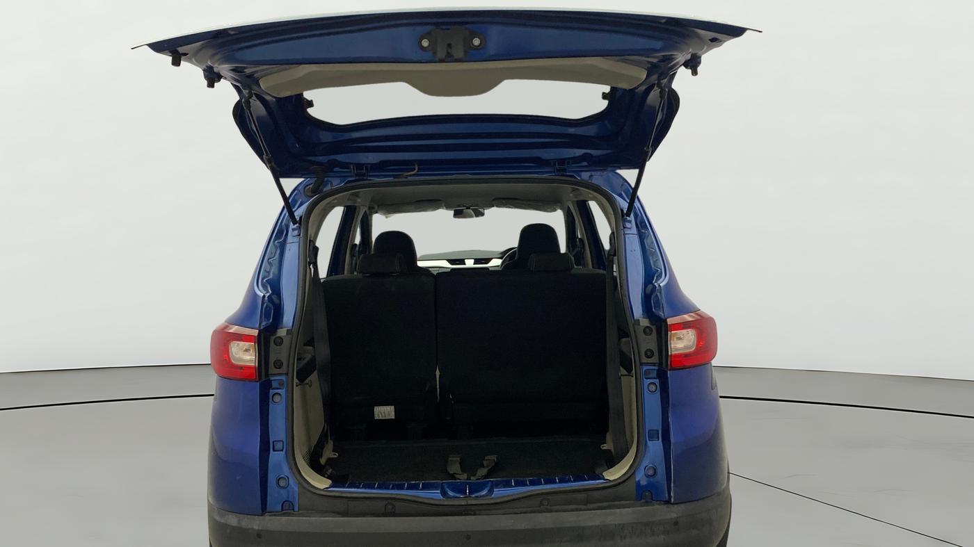 2019 Renault TRIBER RXZ, Petrol, Manual, 1,00,689 km, Boot Door Open