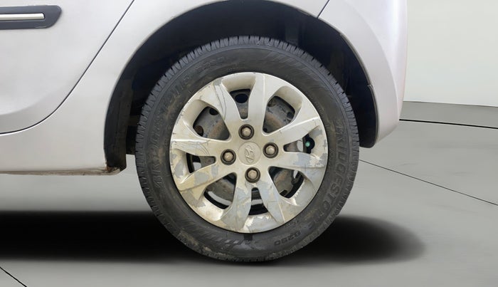 2016 Hyundai Eon MAGNA +, Petrol, Manual, 73,009 km, Left Rear Wheel