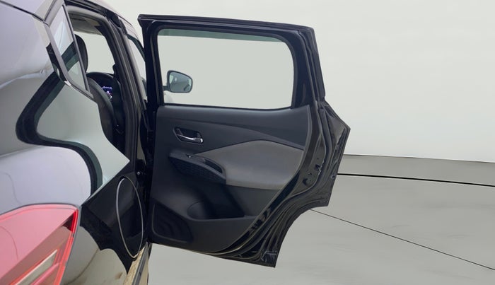 2025 Nissan MAGNITE N-Connecta B4D 1.0 Petrol MT, Petrol, Manual, 234 km, RHS Rear Door