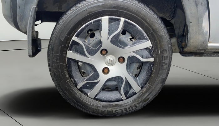 2021 Renault Kwid RXT 1.0 (O), Petrol, Manual, 79,393 km, Right Rear Wheel