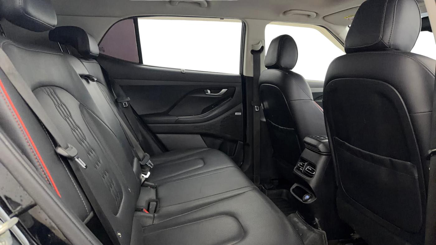 2023 Hyundai Creta SX (O) 1.5 Diesel AT Knight Edition, Diesel, Automatic, 72,509 km, Right Side Rear Door Cabin