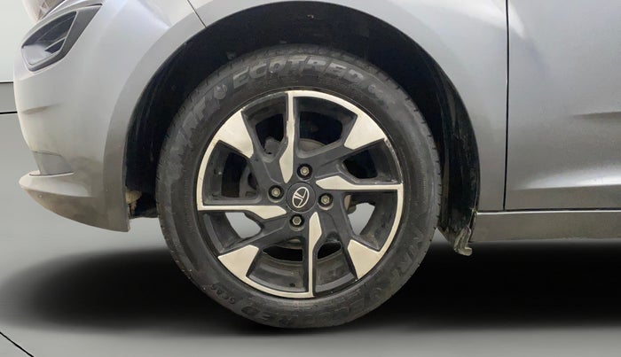 2023 Tata ALTROZ XM PLUS SUNROOF, Petrol, Manual, 23,443 km, Left Front Wheel