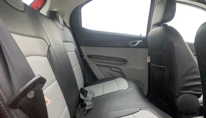 2020 Tata Tiago XZA PLUS PETROL, Petrol, Automatic, 1,25,942 km, Right Side Rear Door Cabin