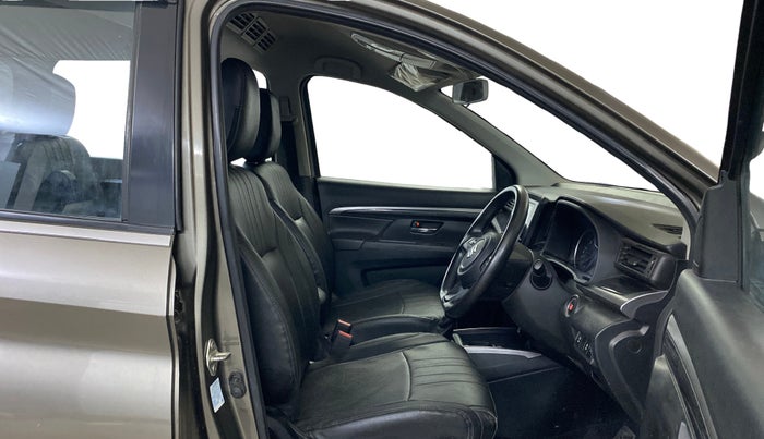 2022 Maruti XL6 ZETA AT, Petrol, Automatic, 39,772 km, Right Side Front Door Cabin