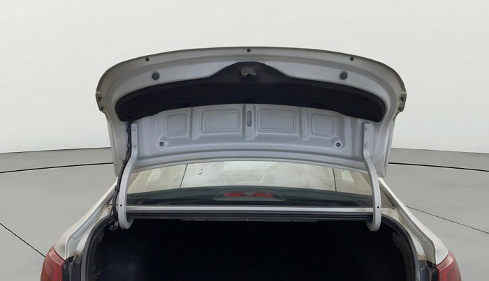 2018 Hyundai Verna 1.6 VTVT SX, Petrol, Manual, 78,038 km, Boot Door Open