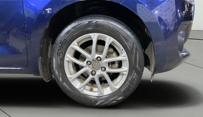 2022 Maruti Swift ZXI, Petrol, Manual, 43,123 km, Right Front Wheel