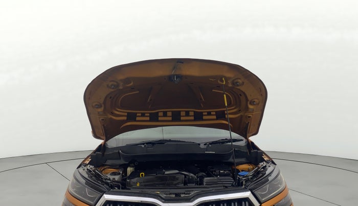 2022 Skoda KUSHAQ STYLE 1.5L TSI MT, Petrol, Manual, 37,396 km, Open Bonet