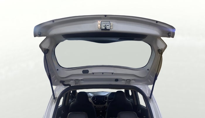 2017 Hyundai Grand i10 SPORTZ 1.2 KAPPA VTVT, Petrol, Manual, 38,426 km, Boot Door Open