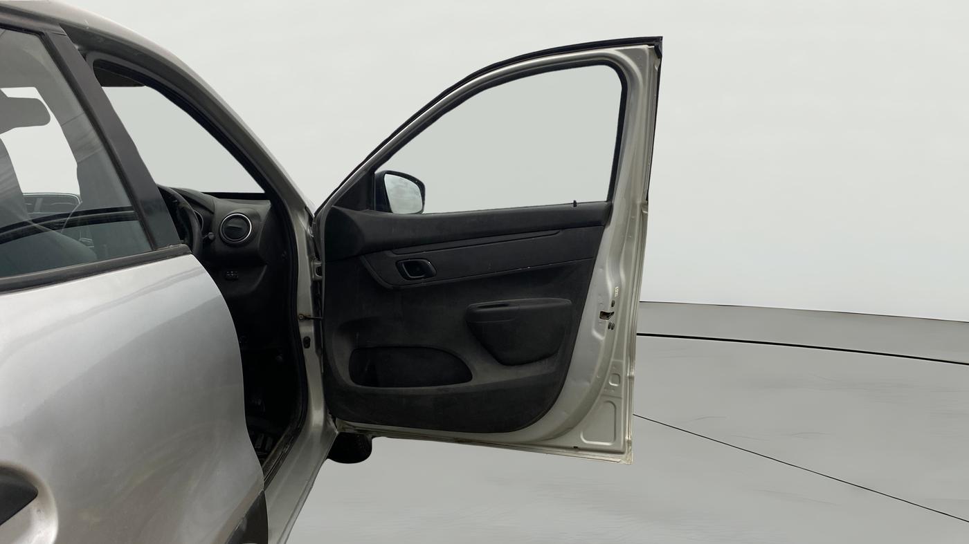 2018 Renault Kwid RXL, CNG, Manual, 39,940 km, RHS Front Door