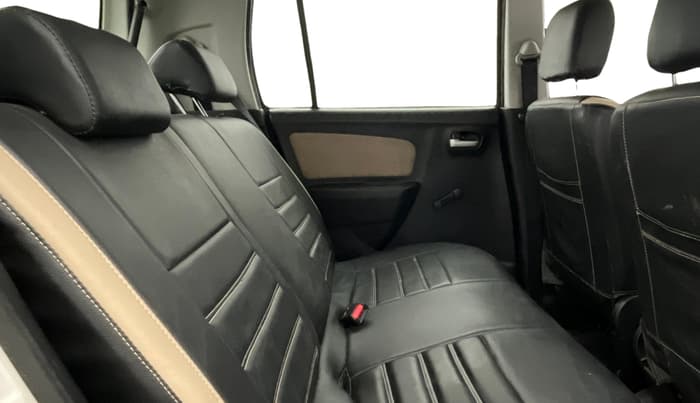 2018 Maruti Wagon R 1.0 LXI, Petrol, Manual, 61,365 km, Right Side Rear Door Cabin