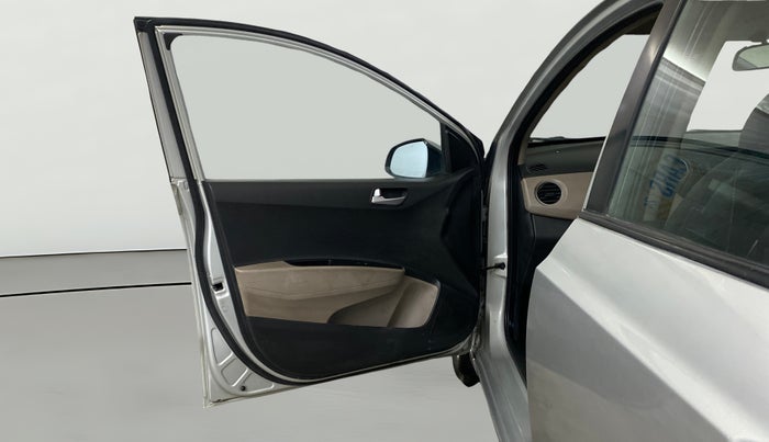 2014 Hyundai Xcent S 1.2, Petrol, Manual, 32,025 km, LHS Front Door