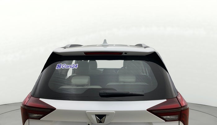 2022 Mahindra XUV700 AX 7 LUXURY D AT 7 STR, Diesel, Automatic, 43,313 km, Rear Windshield