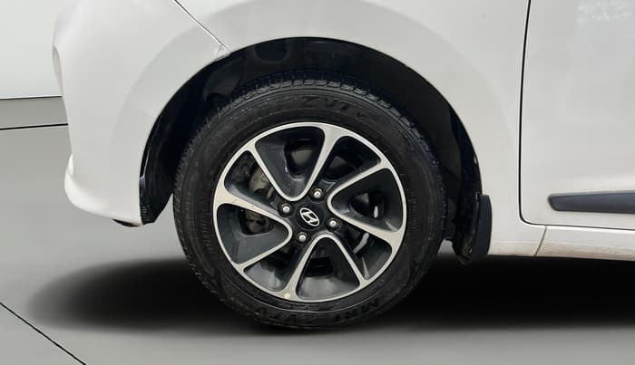 2018 Hyundai Grand i10 SPORTZ (O) AT 1.2 KAPPA VTVT, Petrol, Automatic, 31,128 km, Left Front Wheel
