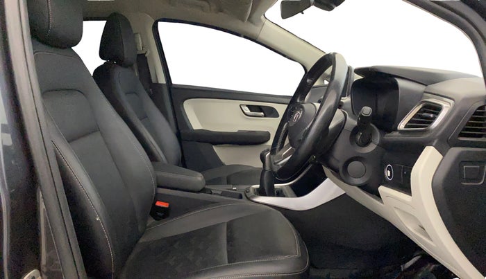 2021 Tata ALTROZ XZ PLUS PETROL, Petrol, Manual, 35,251 km, Right Side Front Door Cabin