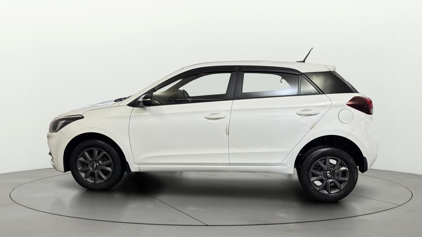 2020 Hyundai Elite i20 SPORTZ PLUS 1.2, Petrol, Manual, 43,282 km, Left Side