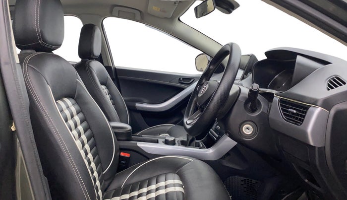 2021 Tata NEXON XM SUNROOF PETROL, Petrol, Manual, 55,017 km, Right Side Front Door Cabin