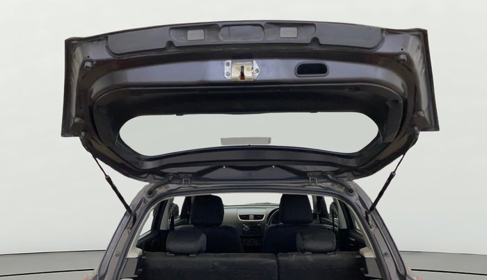 2017 Maruti Swift LXI (O), Petrol, Manual, 1,10,049 km, Boot Door Open