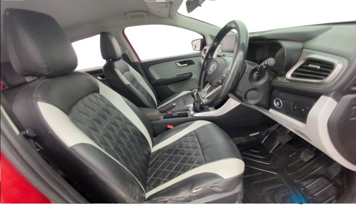 2021 Tata ALTROZ XZ DIESEL, Diesel, Manual, 66,835 km, Right Side Front Door Cabin