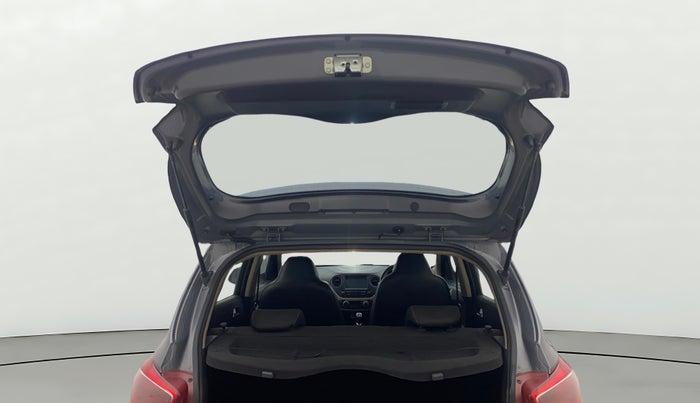 2017 Hyundai Grand i10 ASTA 1.2 KAPPA VTVT, Petrol, Manual, 49,977 km, Boot Door Open