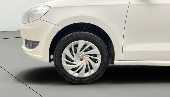 2015 Skoda Rapid 1.6 MPI ACTIVE, Petrol, Manual, 94,515 km, Left Front Wheel