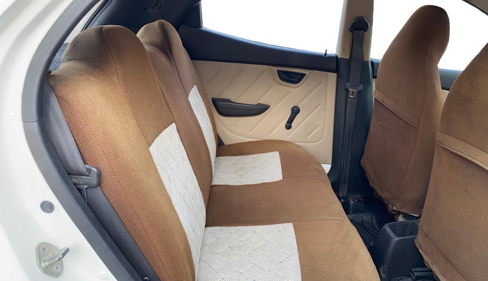 2013 Hyundai Eon D-LITE+, Petrol, Manual, 82,790 km, Right Side Rear Door Cabin