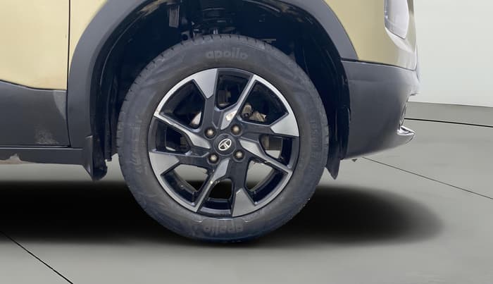2022 Tata PUNCH CREATIVE 1.2 AMT KAZIRANGA EDITION , Petrol, Automatic, 24,884 km, Right Front Wheel