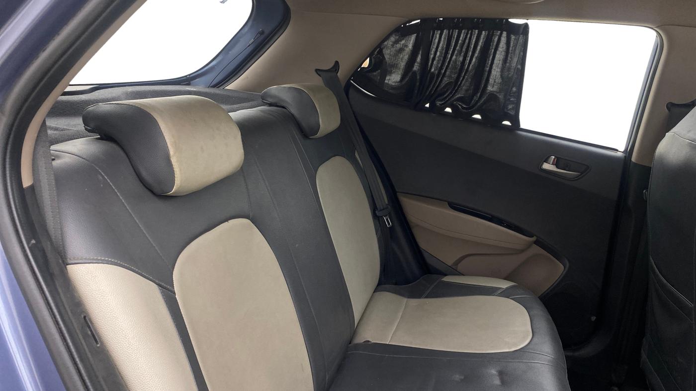 2014 Hyundai Grand i10 ASTA 1.1 CRDI, Diesel, Manual, 80,678 km, Right Side Rear Door Cabin