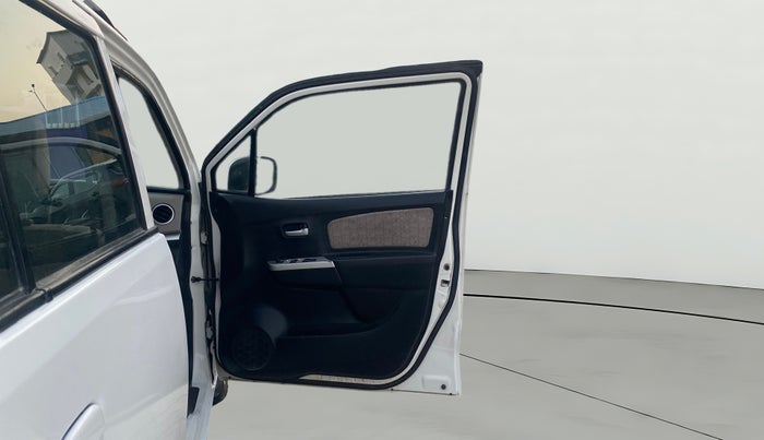 2016 Maruti Wagon R 1.0 VXI, Petrol, Manual, 1,45,459 km, RHS Front Door