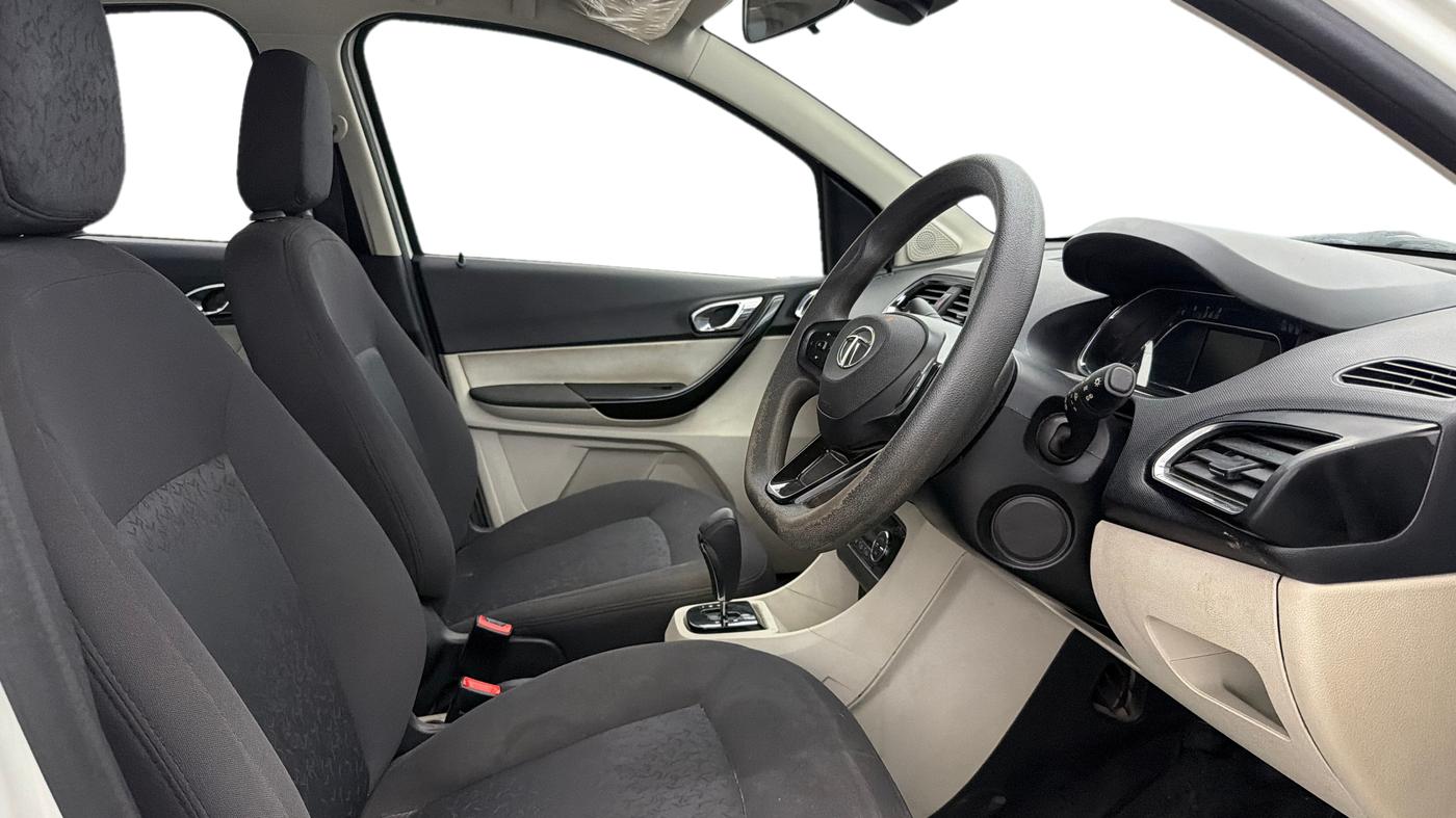 2022 Tata TIGOR XZA PLUS PETROL, Petrol, Automatic, 31,815 km, Right Side Front Door Cabin
