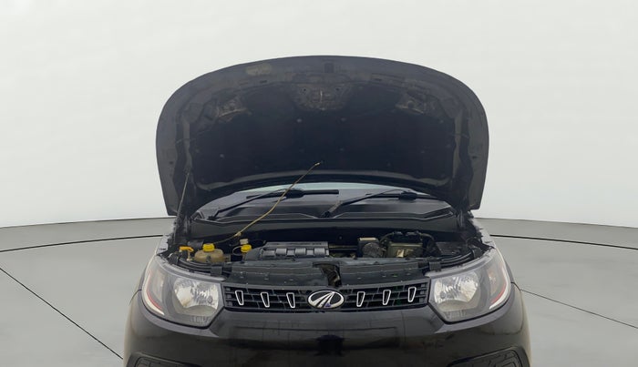 2016 Mahindra Kuv100 K6 5 STR, Petrol, Manual, 84,140 km, Open Bonet