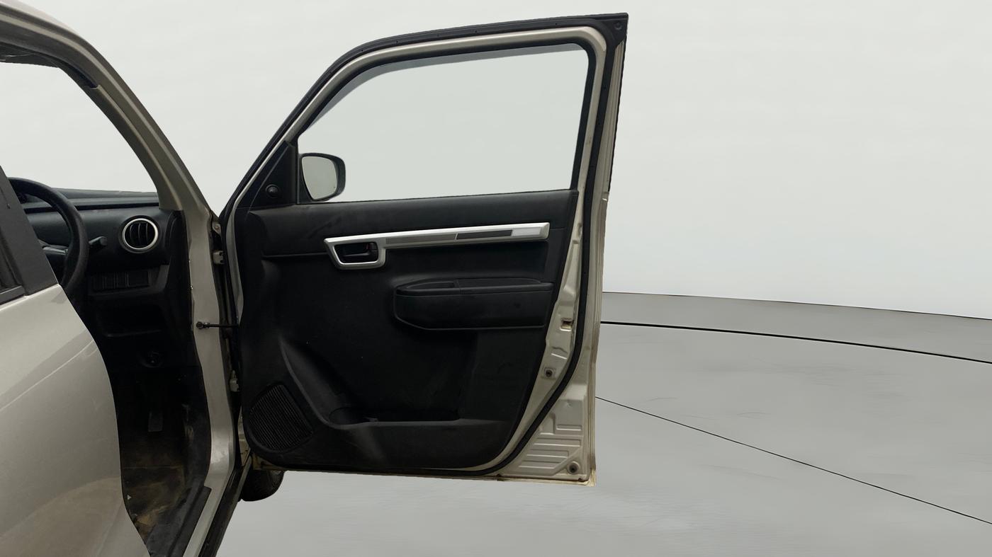 2020 Maruti S PRESSO VXI+, Petrol, Manual, 73,378 km, RHS Front Door