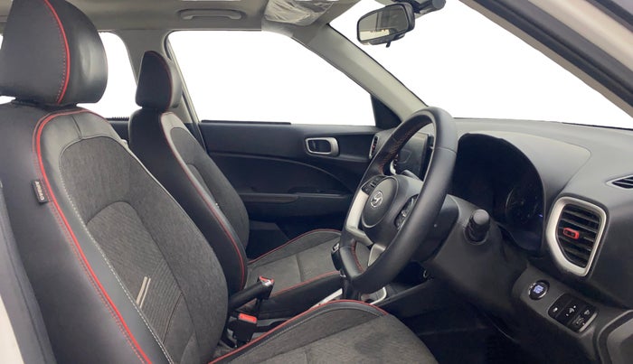 2020 Hyundai VENUE SX 1.0 (O) TURBO IMT DUAL TONE, Petrol, Manual, 67,344 km, Right Side Front Door Cabin